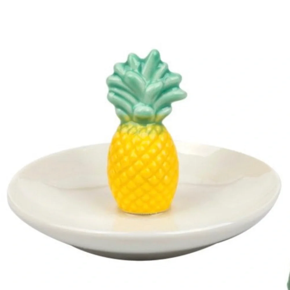 Decorative Ceramic Pineapple Ring Tray NWT